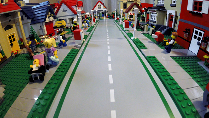 LEGO city houses